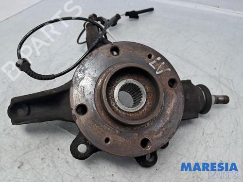 Used Left front steering knuckle PEUGEOT 5008 (0U_, 0E_) 1.6 16V (156 hp) 31498776