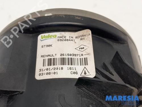 Right front fog light RENAULT KADJAR (HA_, HL_) 1.6 TCe 165 (HLMH) | BP31437858C31