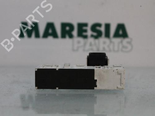Used Electronic module Electronic module RENAULT MEGANE III Grandtour (KZ0/1) 1.5 dCi (KZ09, KZ0D, KZ1G, KZ29, KZ14, KZ1W, KZ10, KZ1F,... (110 hp) 31438095 31438095