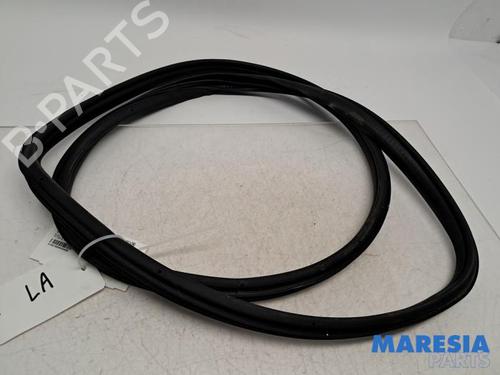Used Rubber door seal Rubber door seal ALFA ROMEO GIULIETTA (940_) 1.4 TB (940FXB1A, 940FXB11) (170 hp) 36041368 36041368