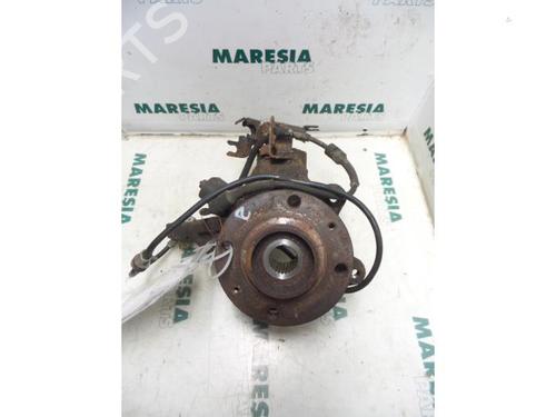 Used Right front steering knuckle PEUGEOT 306 Break (7E, N3, N5) 1.9 D (69 hp) 31499604