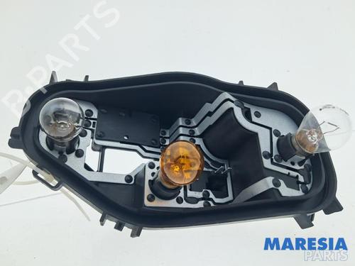 lampeholder-renault-twingo-iii-bcm_-bca_-2014-36158791 main image