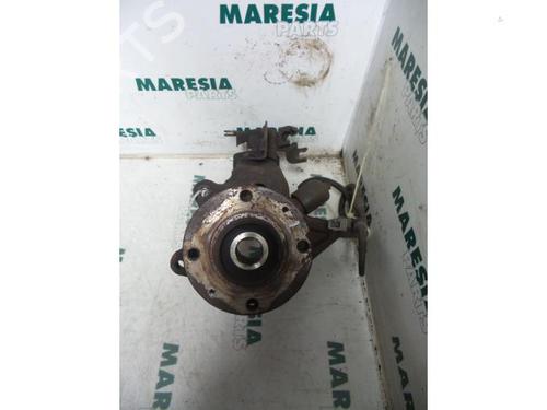 Used Left front steering knuckle PEUGEOT 306 Hatchback (7A, 7C, N3, N5) 1.6 (89 hp) 31438691
