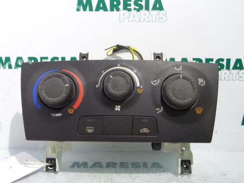 Used Climate control FIAT STILO (192_) 1.2 16V (192_XA1B) (80 hp) 31468473