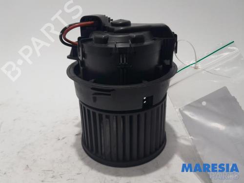 Used Heater blower motor PEUGEOT 208 I (CA_, CC_) 1.4 VTi (95 hp) 31527341