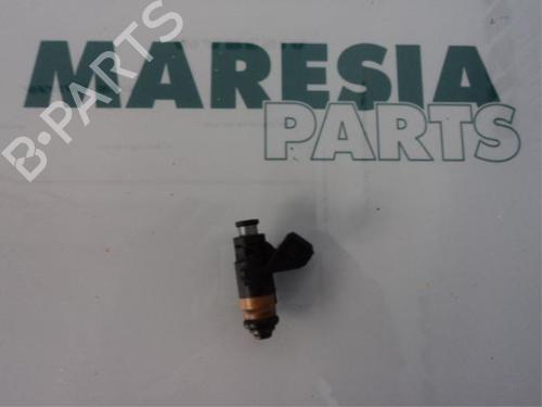 Used Injector RENAULT LAGUNA I (B56_, 556_) 1.6 16V (B568, B561) (107 hp) 31416502