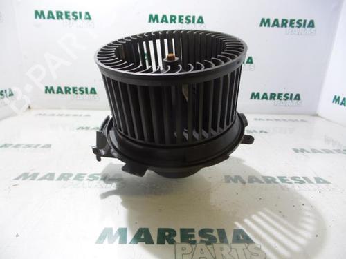 Used Heater blower motor PEUGEOT 206 Hatchback (2A/C) 1.4 i (75 hp) 31533477