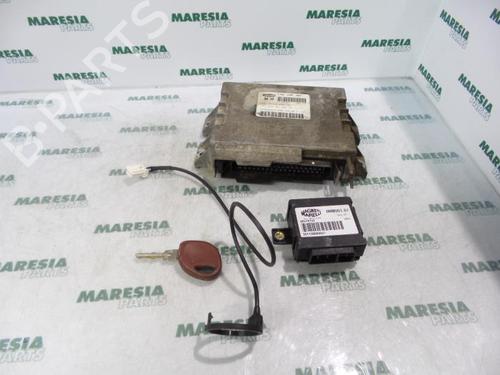 Used Engine control unit (ECU) FIAT PALIO Weekend (178_, 173_, 373_, 374_, 171_) 1.2 (73 hp) 31433611