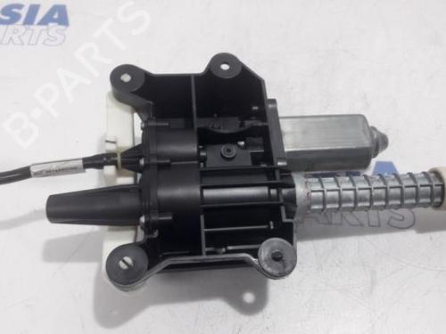 Electric handbrake PEUGEOT 508 I (8D_) 2.0 HDi Hybrid4 AWC | BP31416815E5