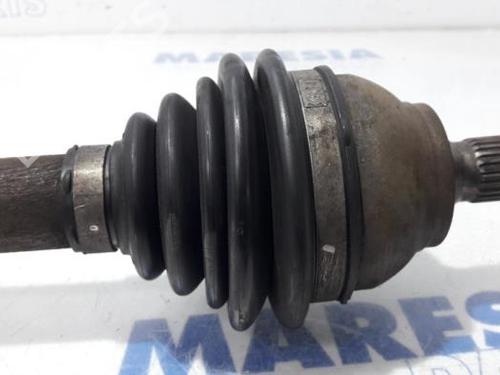 Left front driveshaft PEUGEOT 5008 (0U_, 0E_) 1.6 HDi | BP31436526M38 
