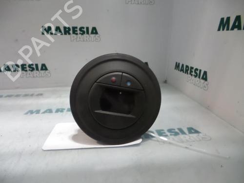 climate-control-renault-espace-iv-jk01_-2002-31534146 main image