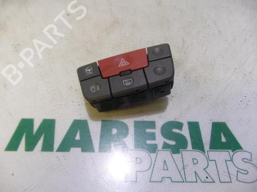 Used Switch FIAT PANDA (169_) 1.2 (169.AXB11, 169.AXB1A) (60 hp) 31429198