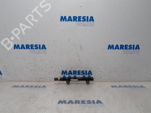 Used Injection rail PEUGEOT 3008 I MPV (0U_) 1.6 HDi (112 hp) 31384470