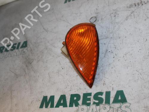 Blinklys fortil højre FIAT SEICENTO / 600 (187_) 0.9 (187AXA, 187AXA1A) (39 hp) 31509672