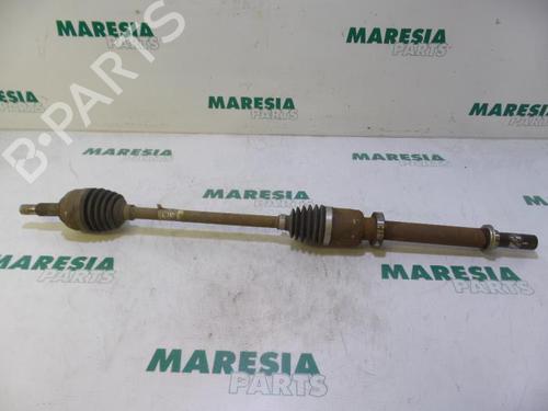 Used Right front driveshaft RENAULT CLIO III (BR0/1, CR0/1) 1.2 16V (BR02, BR0J, BR11, CR02, CR0J, CR11) (75 hp) 31453425
