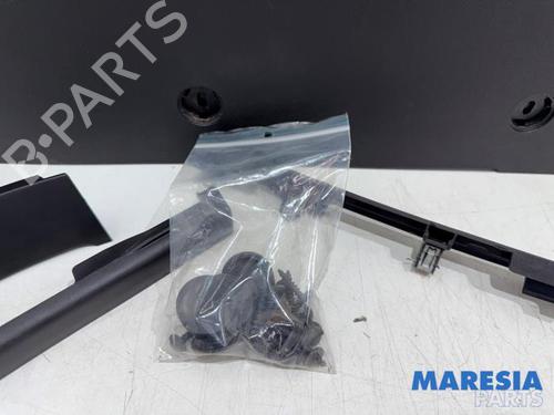 Middle console RENAULT SCÉNIC IV (J9_) 1.3 TCe 140 | BP31429512I22 