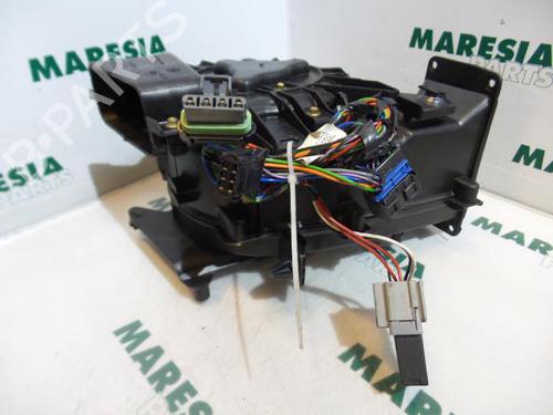 Heater blower motor RENAULT VEL SATIS (BJ0_) 3.0 dCi (BJ0J, BJ0N) | BP31499268M62 - Image 4