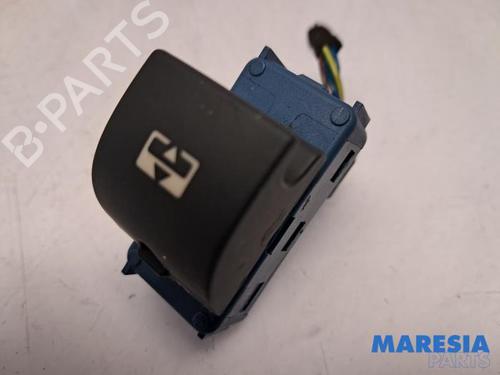 Comutador PEUGEOT 5008 (0U_, 0E_) 1.6 HDi (114 hp) 31476666