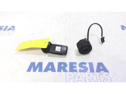 Engine control unit (ECU) CITROËN C3 II (SC_) 1.6 HDi | BP31400385M57 - Image 6