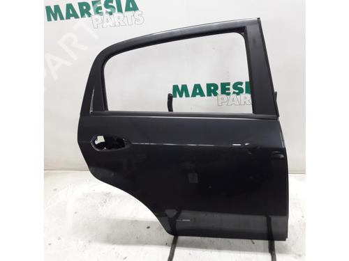 Used Right rear door FIAT GRANDE PUNTO (199_) 1.4 (199AXB11, 199AXB1A, 199BXB1A, 199AXL1A) (77 hp) 31413094