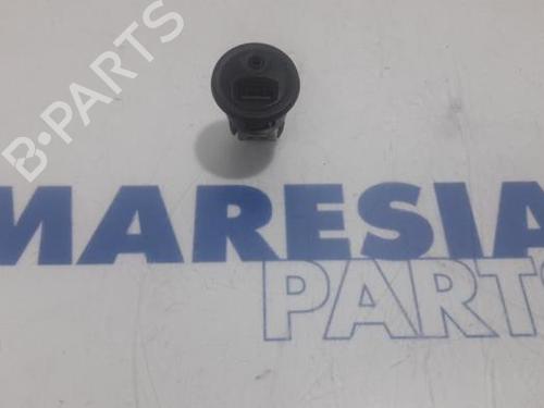 other-peugeot-208-i-ca_-cc_-2012-2013-2014-2015-2016-2017-2018-2019-2020-2021-31488167 main image