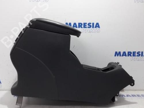 Mittelkonsole FIAT CROMA (194_) 2.2 16V (147 hp) 31516347
