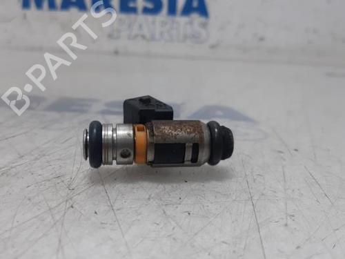 Used Injector FIAT 500 (312_) 1.2 (312AXA1A) (69 hp) 31409158