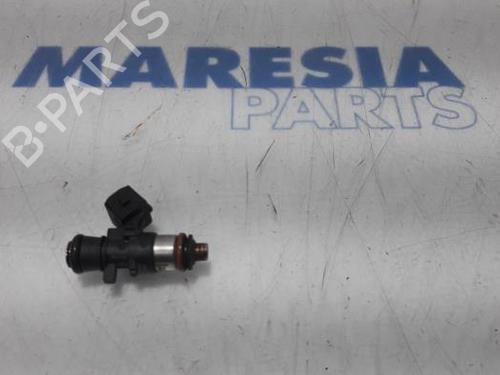 Used Injector RENAULT TWINGO II (CN0_) 1.2 16V (CN04, CN0B) (75 hp) 31411147