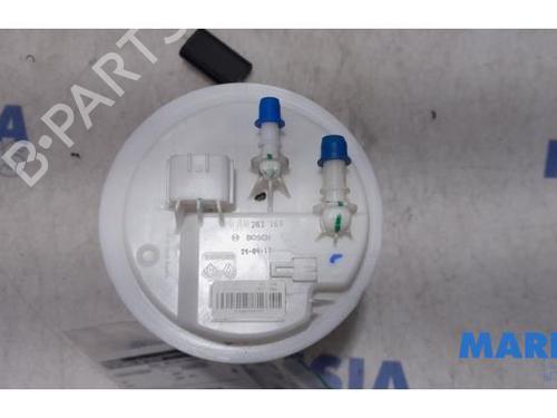 Used Fuel pump OPEL VIVARO B Van (X82) 1.6 CDTI (05) (125 hp) 31470257