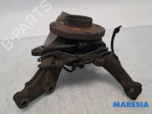Used Right front steering knuckle Right front steering knuckle FIAT 500 (312_) 0.9 (312AXG1A, 312.AXG11) (86 hp) 33411272 33411272