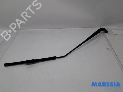 Vindspejlsviskerarm RENAULT CAPTUR I (J5_, H5_) 1.2 TCe 120 (120 hp) 31406877