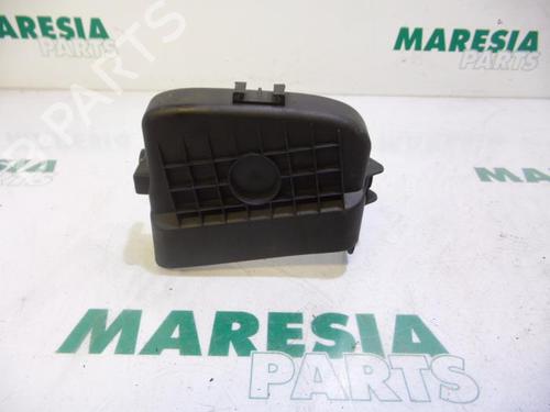 Used Timing cover PEUGEOT 206 Hatchback (2A/C) 1.4 i (75 hp) 31490592