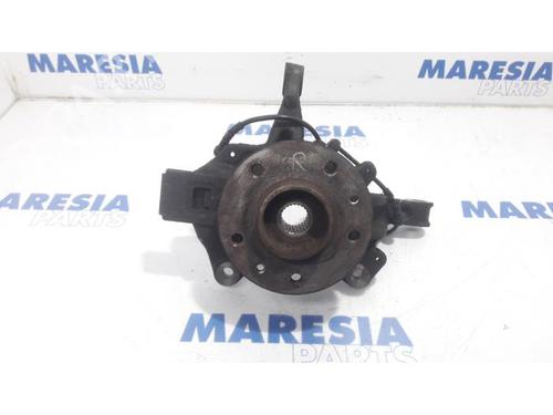 Used Right front steering knuckle RENAULT GRAND SCÉNIC III (JZ0/1_) 1.5 dCi (JZ09, JZ0D, JZ10, JZ14, JZ1G, JZ29, JZ2C) (110 hp) 31516356