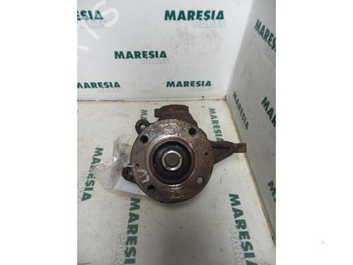 left-front-steering-knuckle-peugeot-206-sw-2ek-2002-31493267 main image