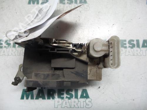 electronic-module-fiat-punto-188_-1999-2000-2001-2002-2003-2004-2005-2006-2007-2008-2009-2010-2011-2012-31486231 main image