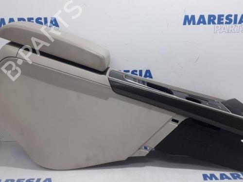 Console central PEUGEOT 508 I (8D_) 2.0 HDi Hybrid4 AWC (163 hp) 31456482