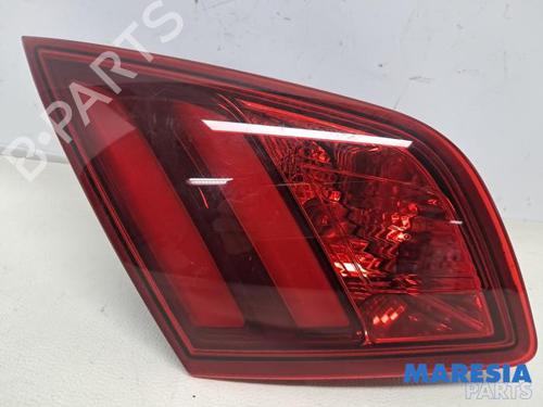 Used Left taillight PEUGEOT 308 II (LB_, LP_, LW_, LH_, L3_) 1.6 THP 125 (125 hp) 32011905