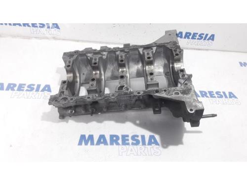 Used Oil sump Oil sump PEUGEOT 308 SW II (LC_, LJ_, LR_, LX_, L4_) 1.6 BlueHDi 120 (120 hp) 31407915 31407915