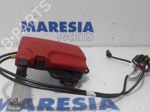 fuse-box-citroen-c6-td_-2005-2006-2007-2008-2009-2010-2011-2012-31440201 main image