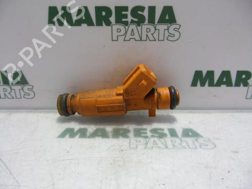 Used Injector ALFA ROMEO 147 (937_) 1.6 16V T.SPARK ECO (937.AXA1A, 937.BXA1A) (105 hp) 31448299