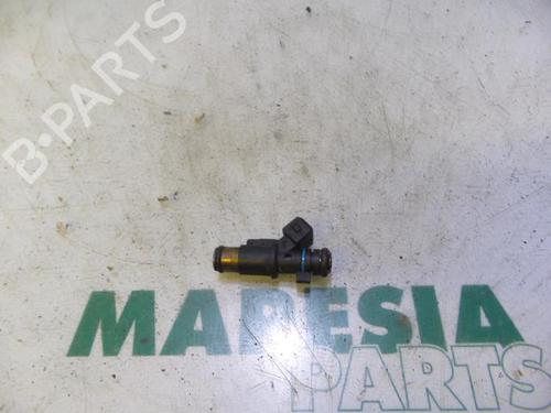 injector-peugeot-206-hatchback-2ac-1998-1999-2000-2001-2002-2003-2004-2005-2006-2007-2008-2009-2010-2011-2012-31416811 main image