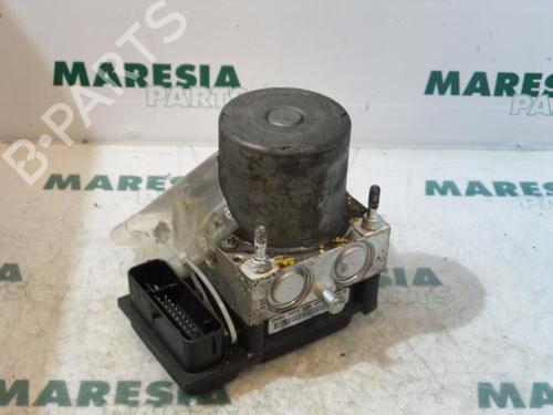 Used ABS pump CITROËN JUMPY II Van 2.0 HDi 140 (136 hp) 31448701