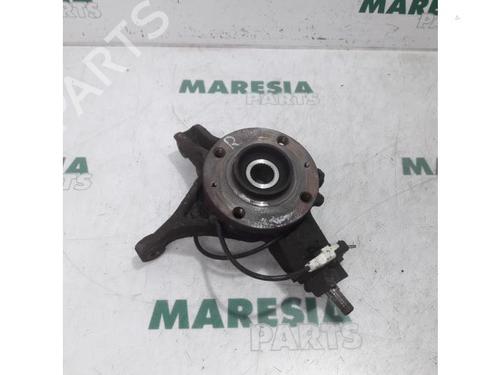 Used Right front steering knuckle CITROËN C4 I (LC_) 1.6 HDi (90 hp) 31383581