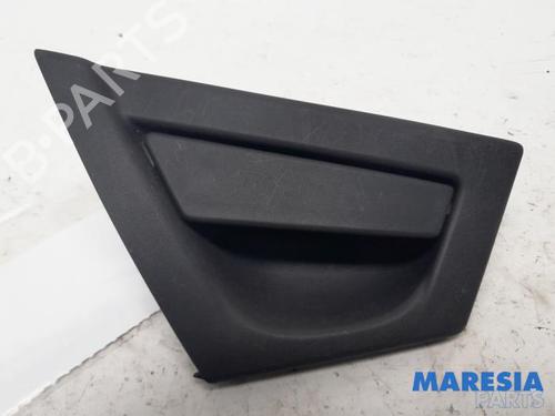 poignee-exterieure-arriere-gauche-lancia-ypsilon-312_-2011-31495510 main image