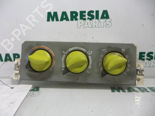 Used Climate control RENAULT TWINGO I (C06_) 1.2 (C066, C068) (58 hp) 31406921