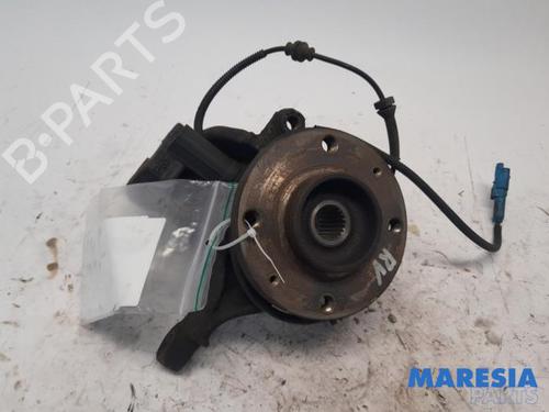Used Right front steering knuckle CITROËN C3 II (SC_) 1.2 VTi 82 (82 hp) 31424968