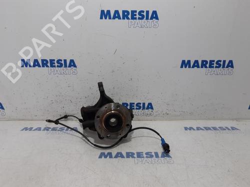 Used Left front steering knuckle CITROËN C3 II (SC_) 1.2 VTi 82 (82 hp) 31410522