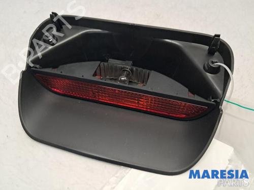Used Third brake light DACIA SANDERO II TCe 90 (B8M1, B8MA, B8AC) (90 hp) 31503726