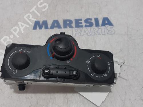 Used Climate control RENAULT KANGOO Express (FW0/1_) 1.5 dCi 75 (FW07, FW10, FW04) (75 hp) 31474979