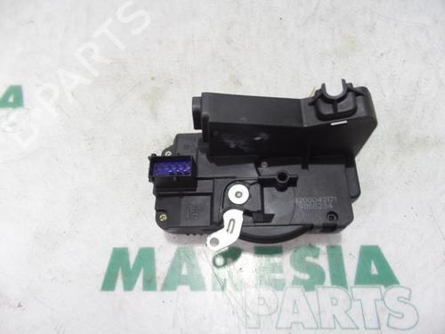 Used Electronic module RENAULT TRAFIC II Van (FL) 1.9 dCi 80 (FL0B) (82 hp) 31450348